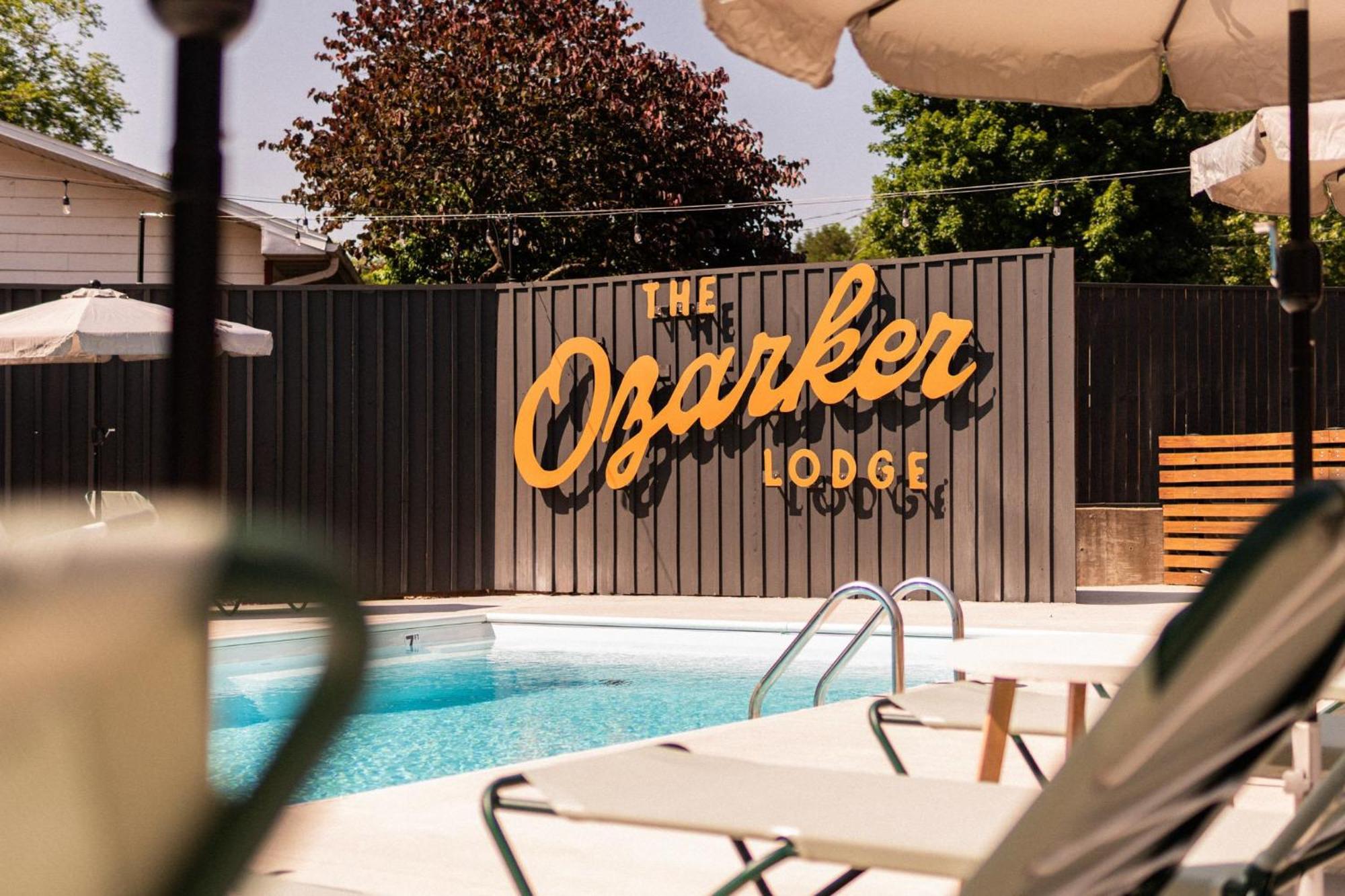 برانسون The Ozarker Lodge المظهر الخارجي الصورة